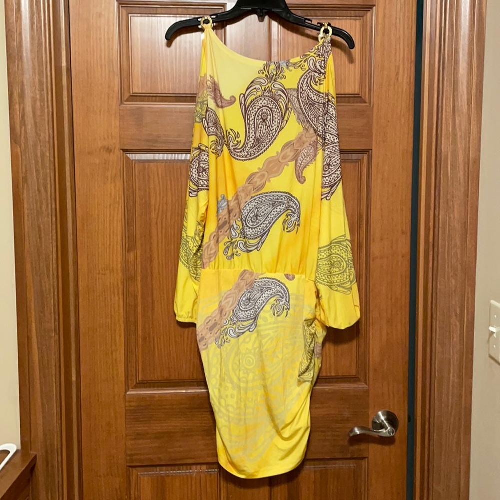 New Venus cold shoulder dress